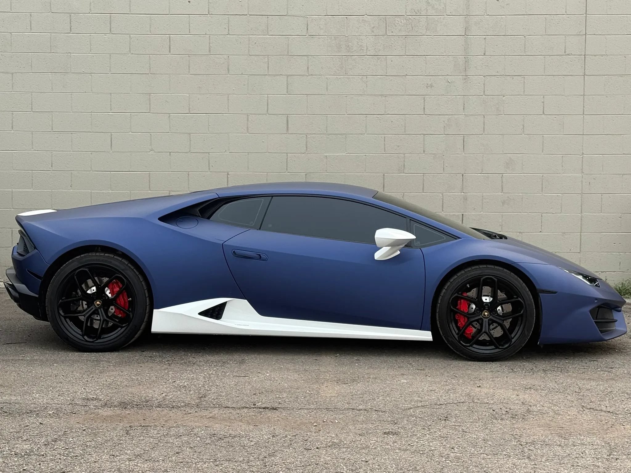 Used 2019 Lamborghini Huracan LP 580-2 RWD image 11