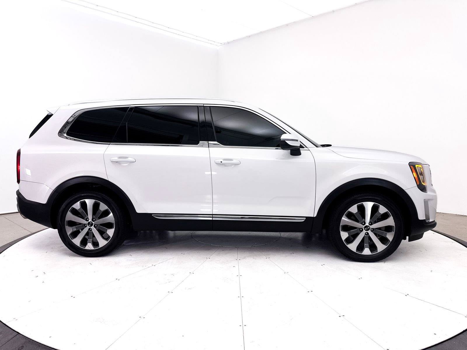 Used 2021 Kia Telluride EX w/ EX Premium Package AWD/4WD image 38