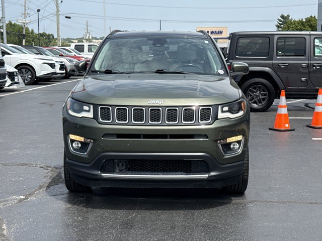 Used 2017 Jeep Compass Limited AWD/4WD image 14