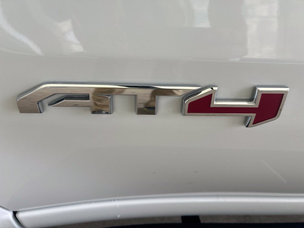 Certified 2026 GMC Sierra 1500 AT4 w/ AT4 Premium Package AWD/4WD image 29