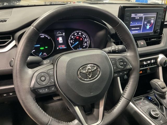 Used 2022 Toyota RAV4 XLE image 13