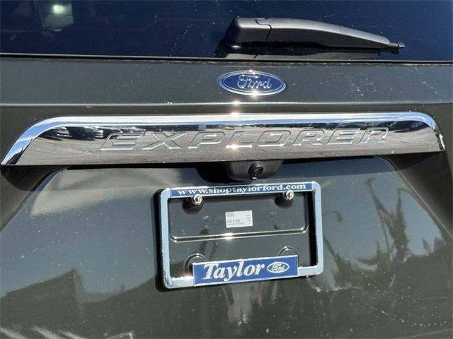 Certified 2023 Ford Explorer XLT w/ Equipment Group 202A image 30