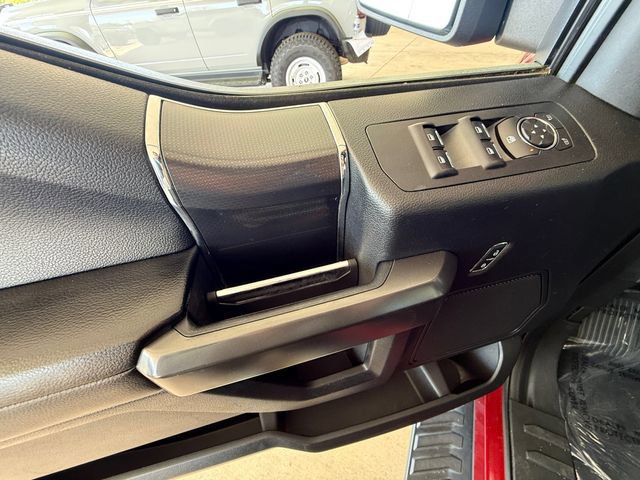 Used 2017 Ford F150 XLT w/ Equipment Group 302A Luxury image 11
