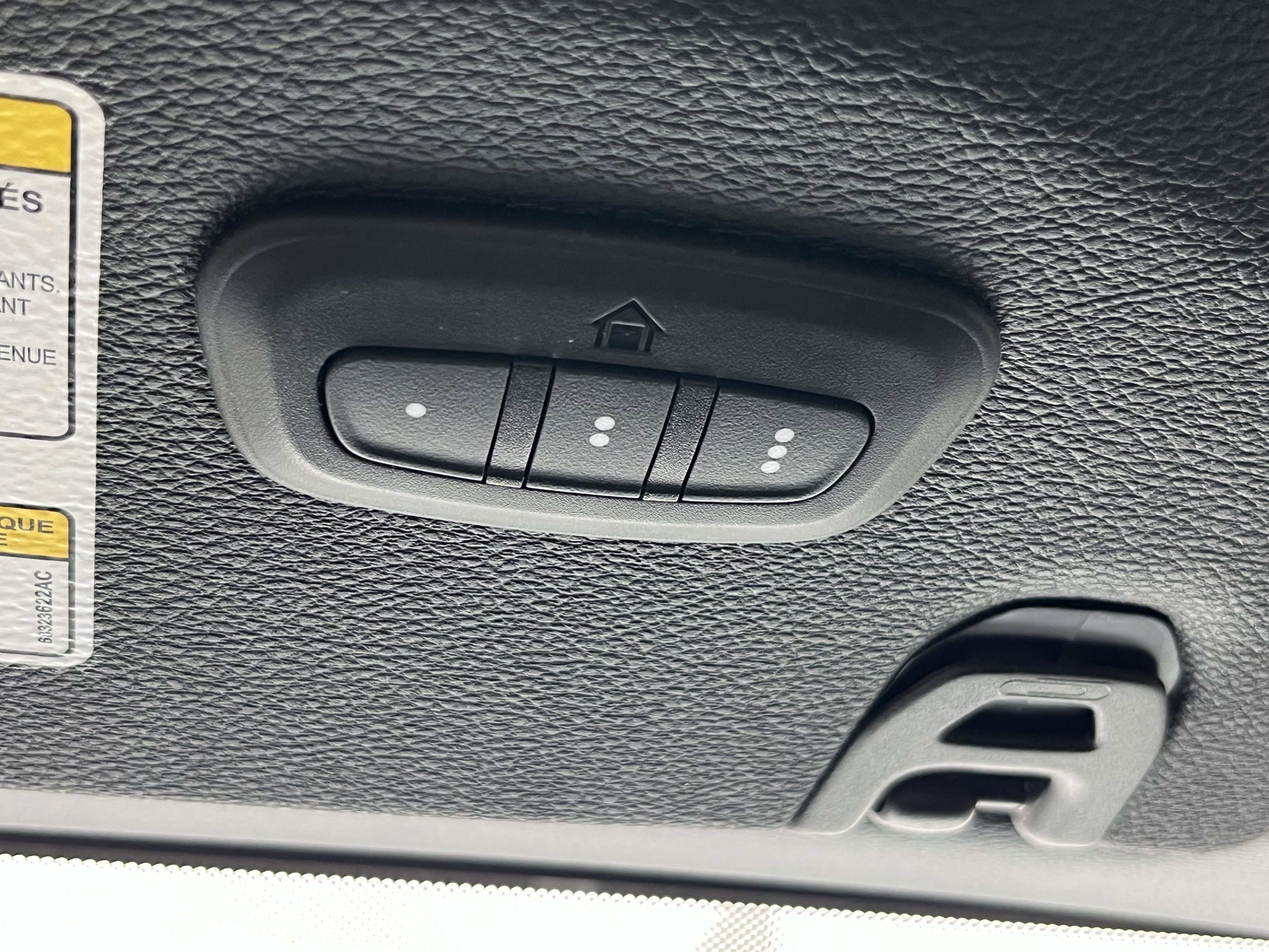 Used 2023 Jeep Wrangler Willys 4xe w/ Sun & Screen Package image 35