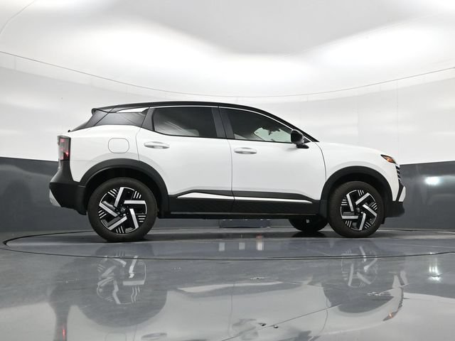 Certified 2025 Nissan Kicks SV FWD image 23