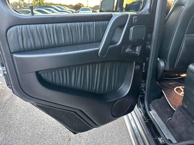 Used 2015 Mercedes-Benz G 550 image 16