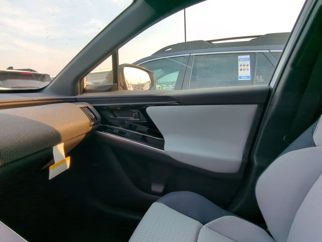 Certified 2025 Subaru Solterra AWD/4WD image 11