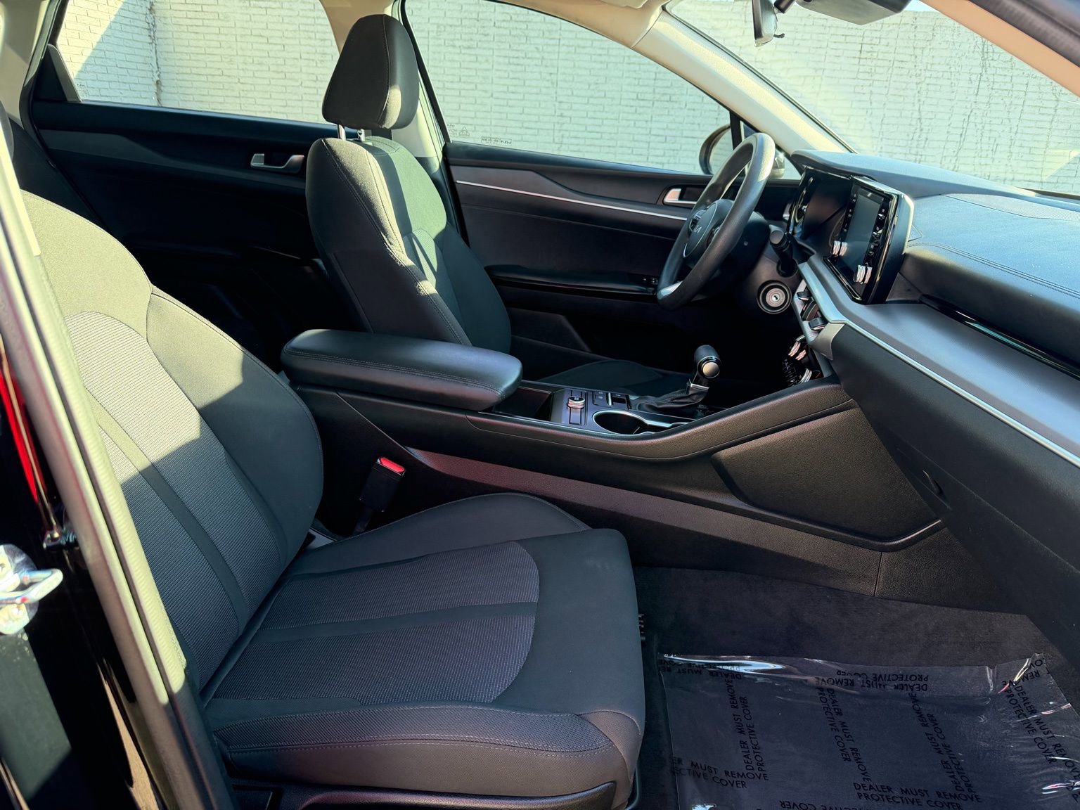 Used 2022 Kia K5 LX image 22