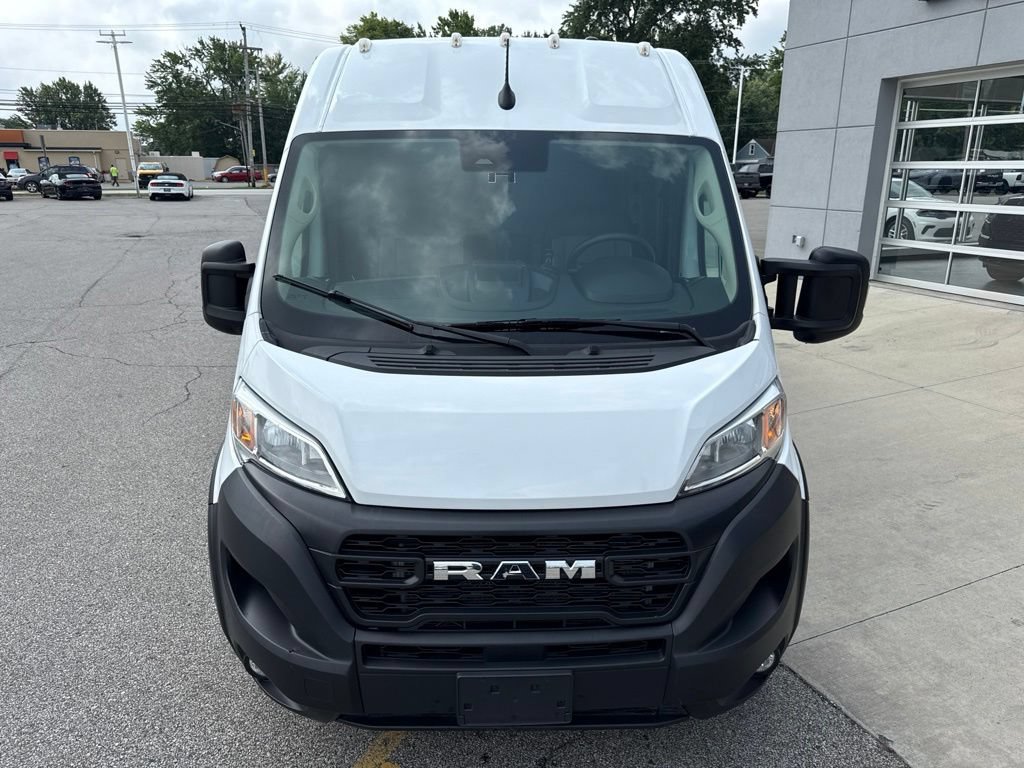 Used 2025 RAM ProMaster 2500 w/ Convenience Group FWD image 12