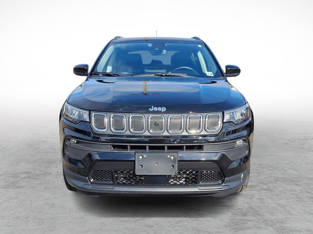 Used 2022 Jeep Compass Latitude w/ Sun and Sound Group AWD/4WD image 8