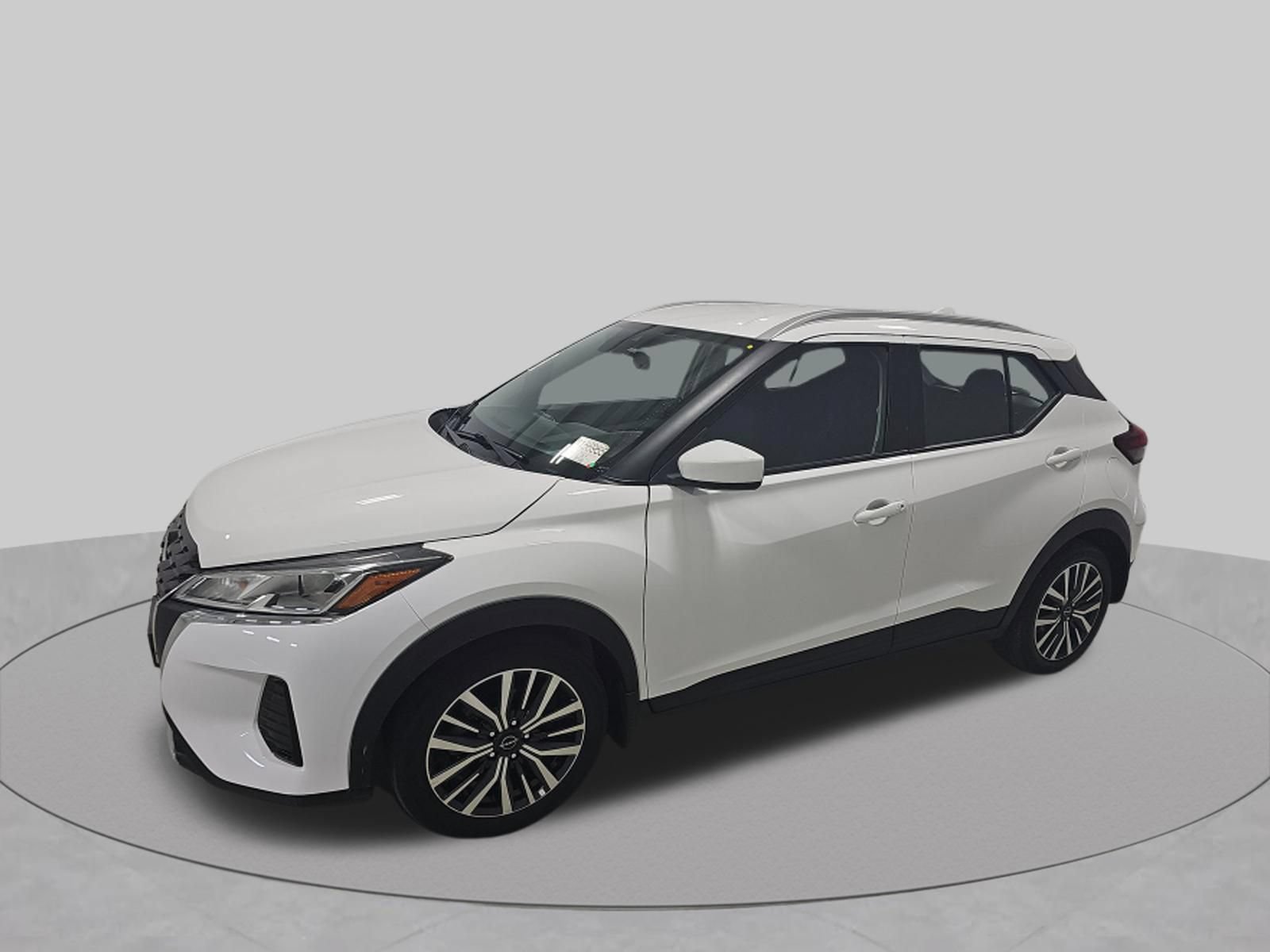 Used 2022 Nissan Kicks SV FWD image 9