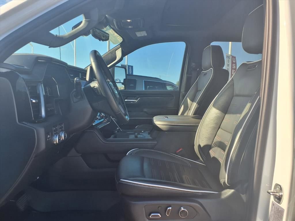 Certified 2025 GMC Sierra 2500 AT4X AWD/4WD image 16