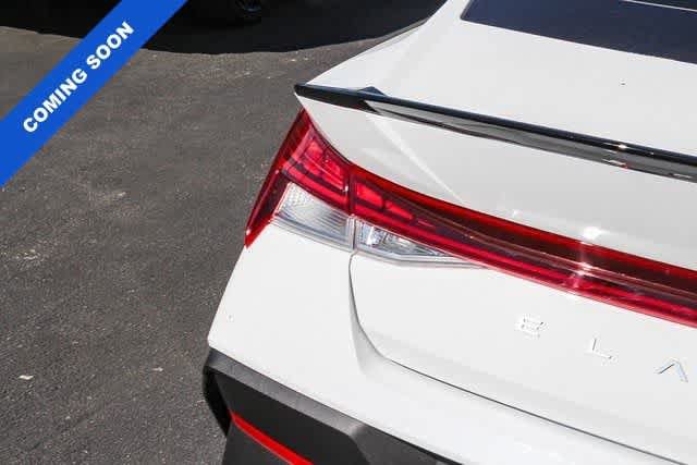 Certified 2025 Hyundai Elantra SEL FWD image 7