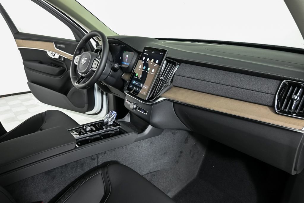 New 2026 Volvo XC90 B5 Core AWD/4WD image 23