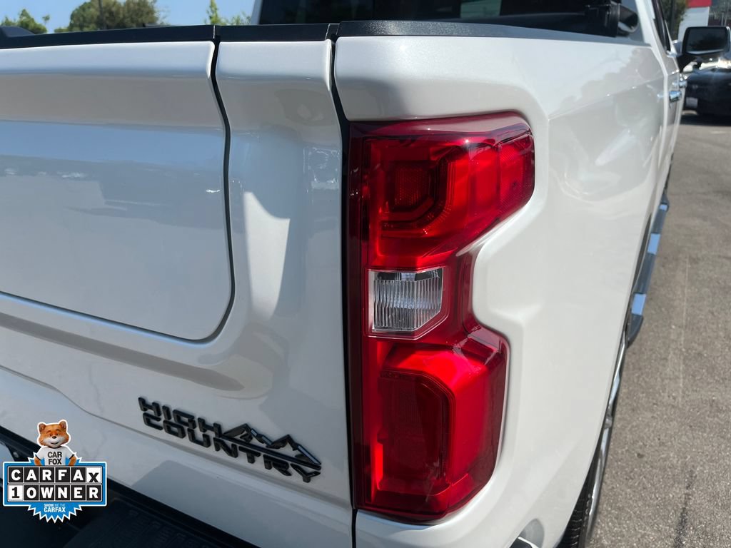 Used 2022 Chevrolet Silverado 1500 High Country AWD/4WD image 44
