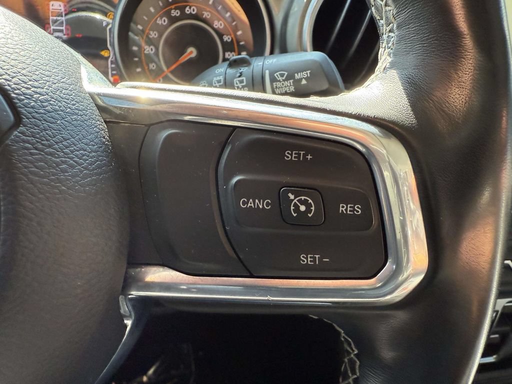 Used 2022 Jeep Wrangler Unlimited Sahara w/ Cold Weather Group AWD/4WD image 23