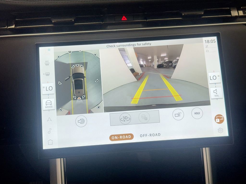 New 2026 Land Rover Range Rover Long Wheelbase SE image 13