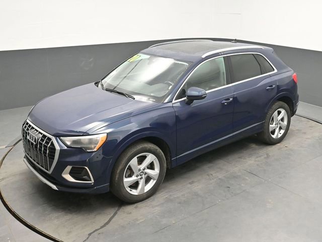 Used 2020 Audi Q3 2.0T Premium image 25