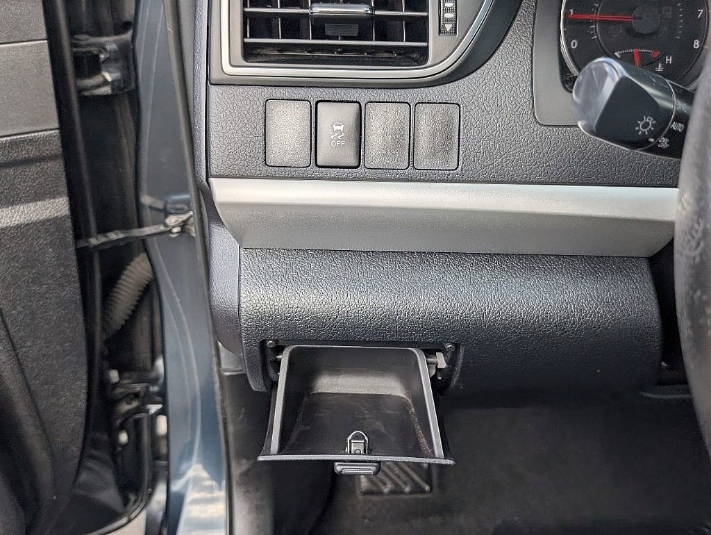 Used 2016 Toyota Camry SE image 26