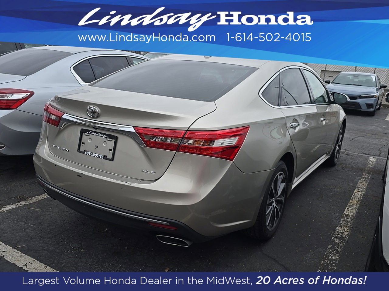 Used 2017 Toyota Avalon XLE image 4