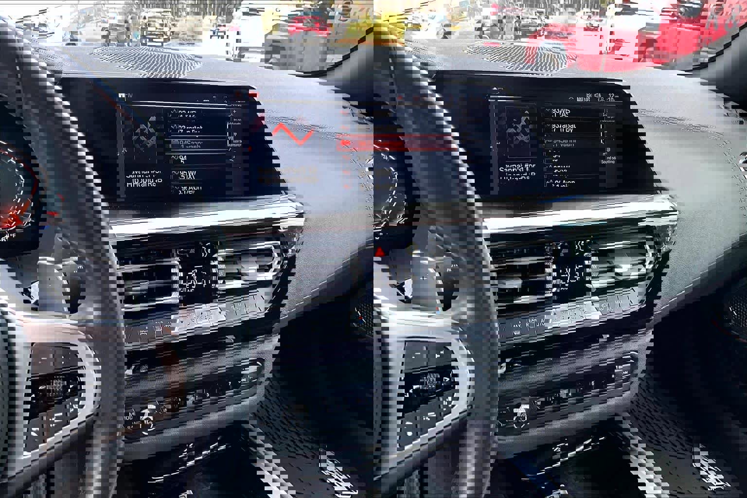 Certified 2023 BMW Z4 sDrive30i w/ Driving Assistance Package image 7