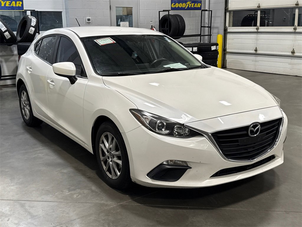 Used 2016 MAZDA MAZDA3 i Sport w/ Preferred Equipment Package image 3