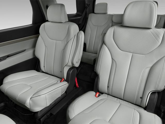 Used 2023 Hyundai Palisade Calligraphy w/ Cargo Package image 11