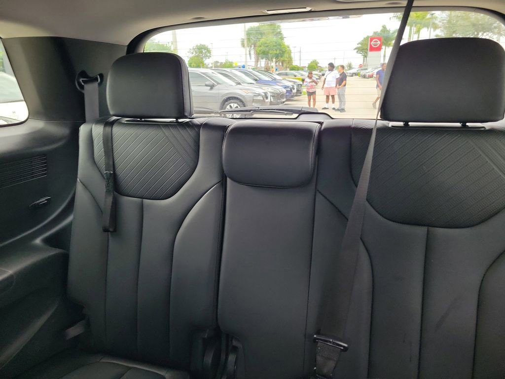 Used 2025 Hyundai Palisade SEL image 16