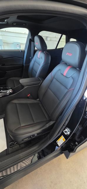 New 2026 Chevrolet Trax RS w/ Sunroof Package image 14