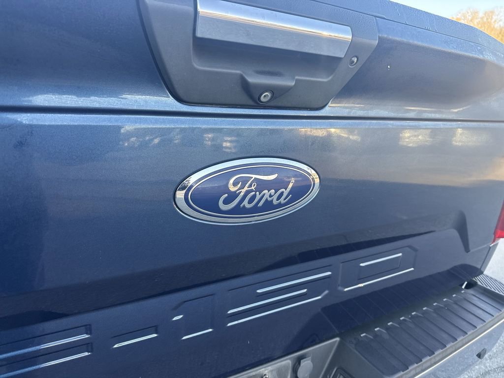 Used 2018 Ford F150 XLT w/ Equipment Group 302A Luxury AWD/4WD image 6