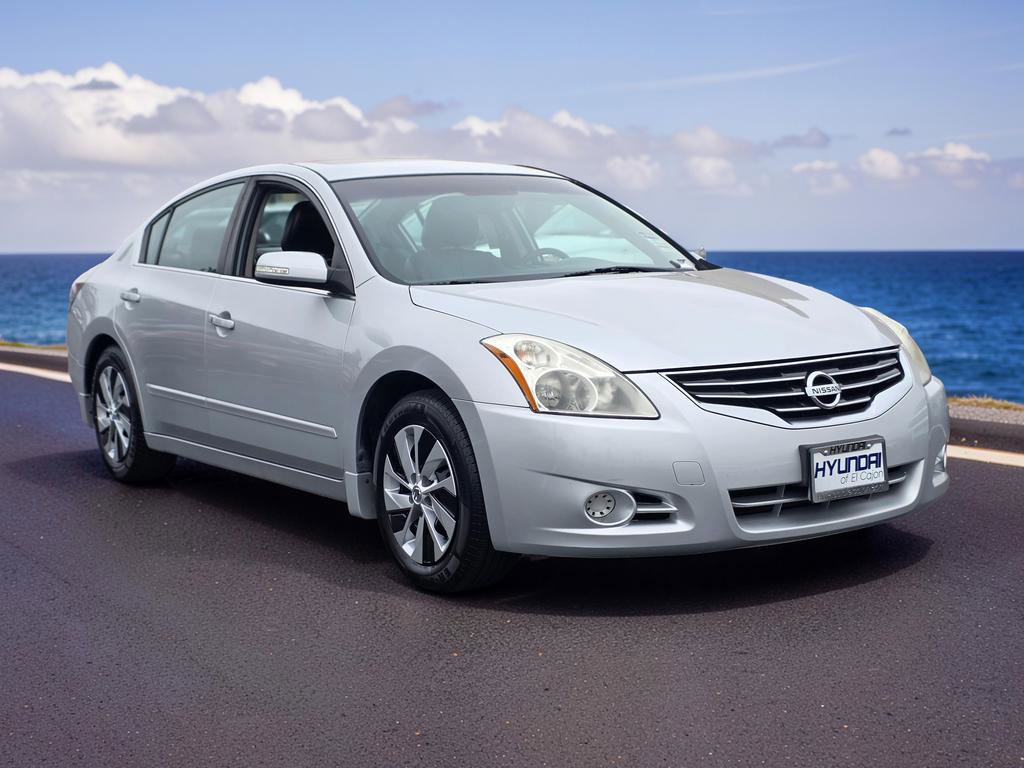 Used 2012 Nissan Altima 2.5 SL w/ 2.5SL Pkg FWD image 3