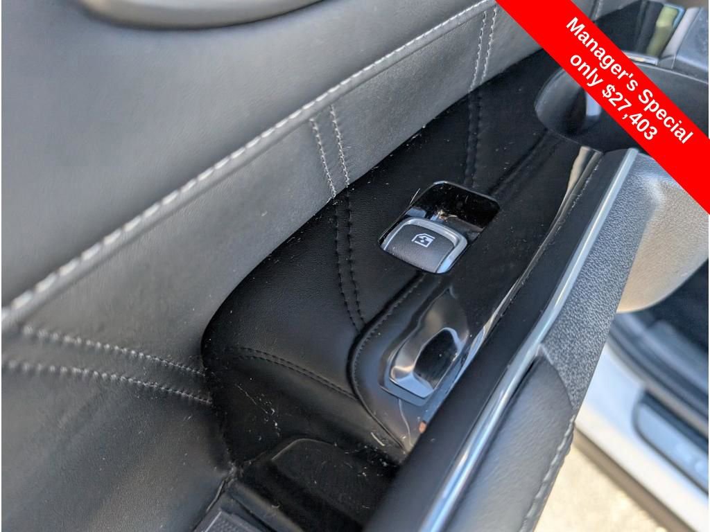 Used 2022 Kia Sorento SX image 11