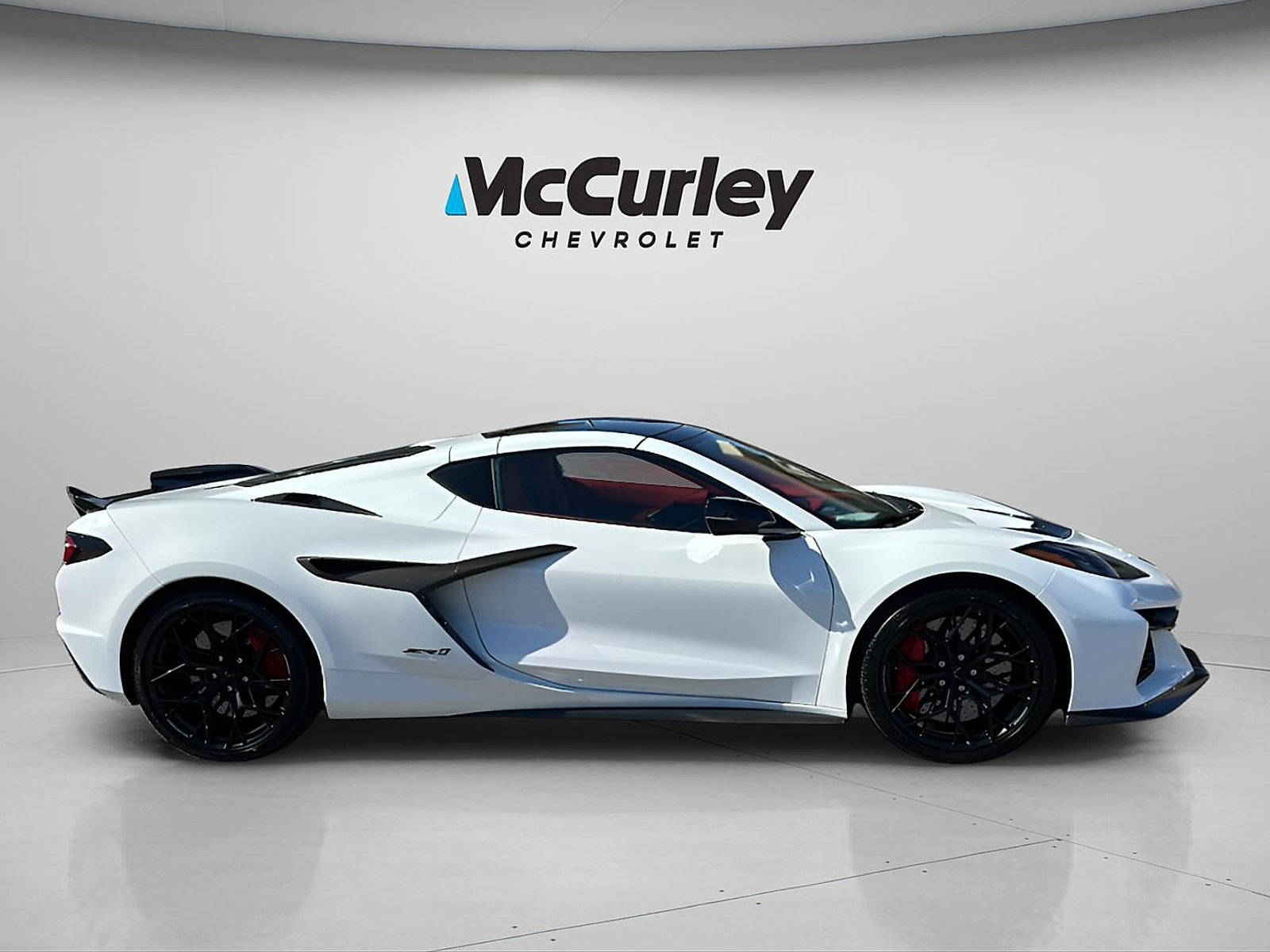 Used 2025 Chevrolet Corvette ZR1 w/ Stealth Interior Trim Package RWD image 3