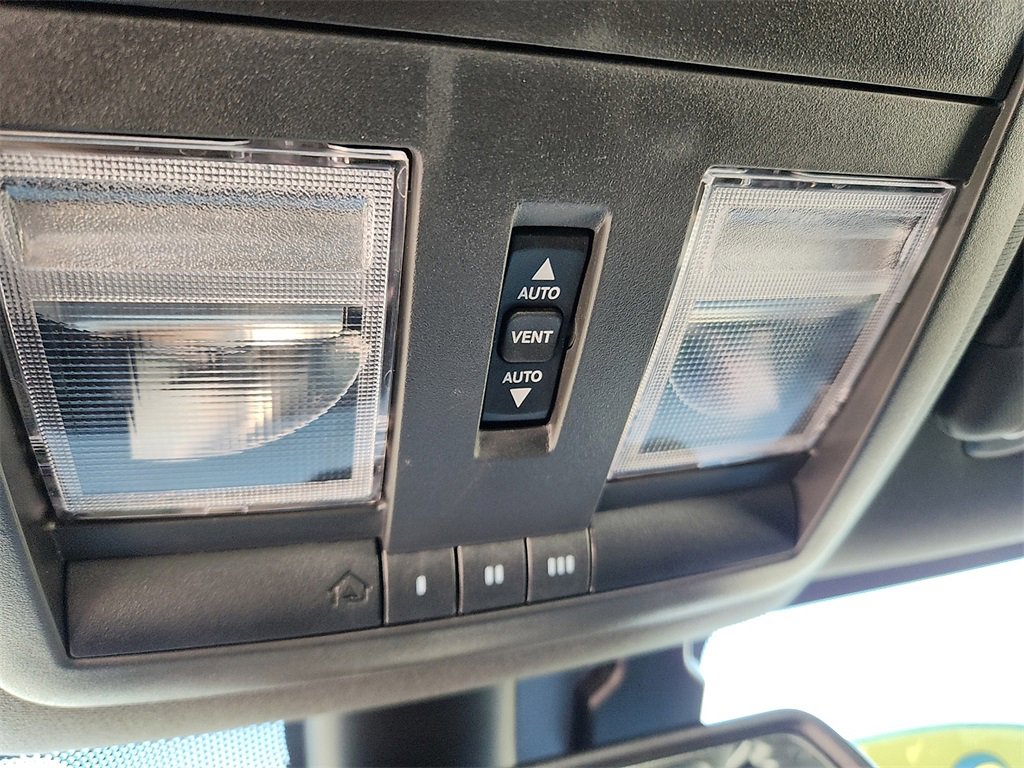 Used 2023 Dodge Challenger R/T w/ Blacktop Package image 25