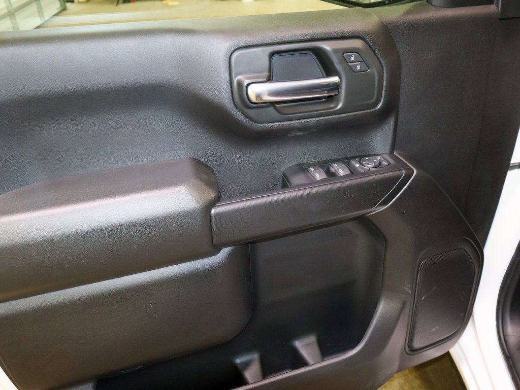 New 2026 GMC Sierra 1500 Pro w/ Convenience Package image 8