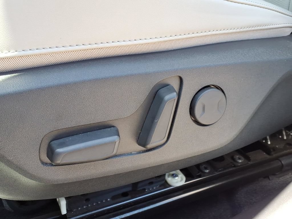 Certified 2023 Kia Niro Wind FWD image 13