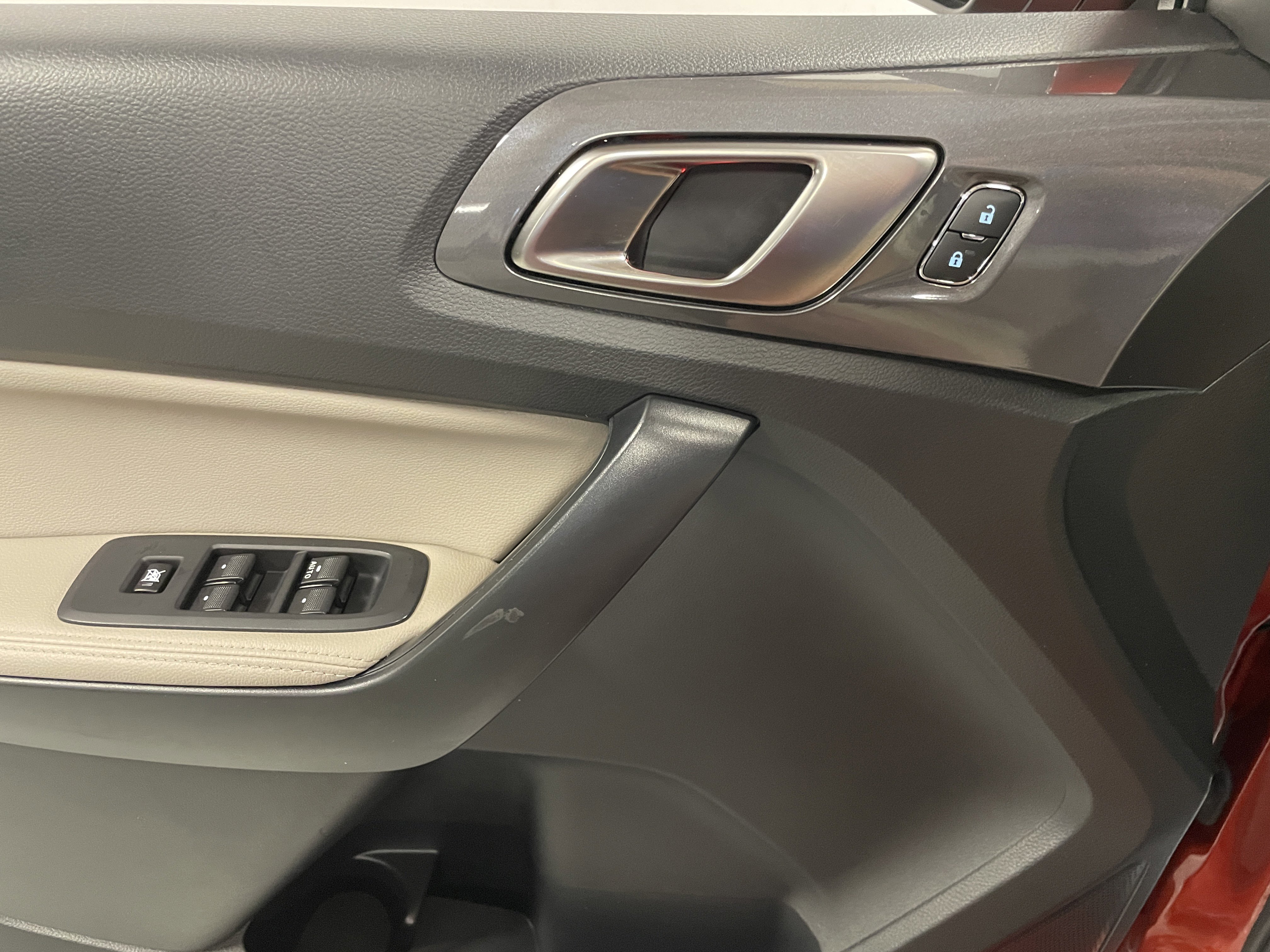 Used 2023 Ford Ranger Lariat w/ Technology Package image 21