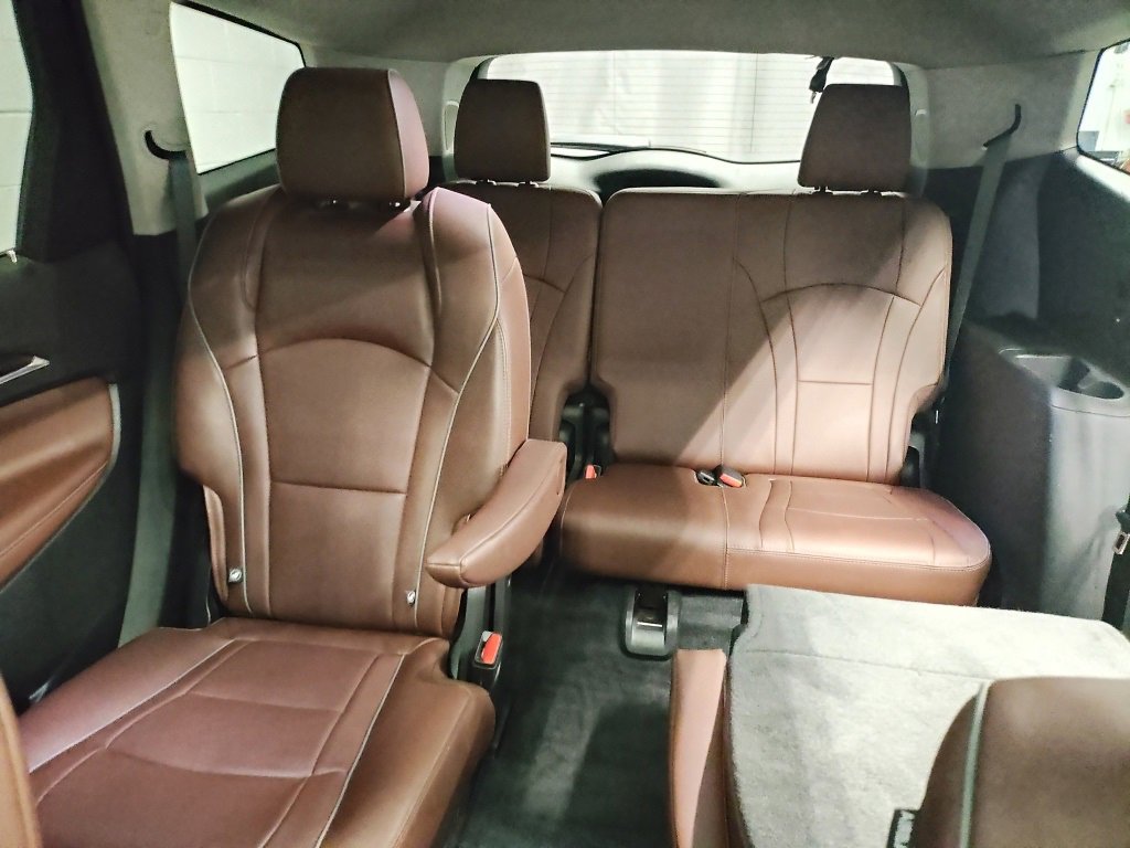 Used 2021 Buick Enclave Avenir w/ Avenir Technology Package image 28