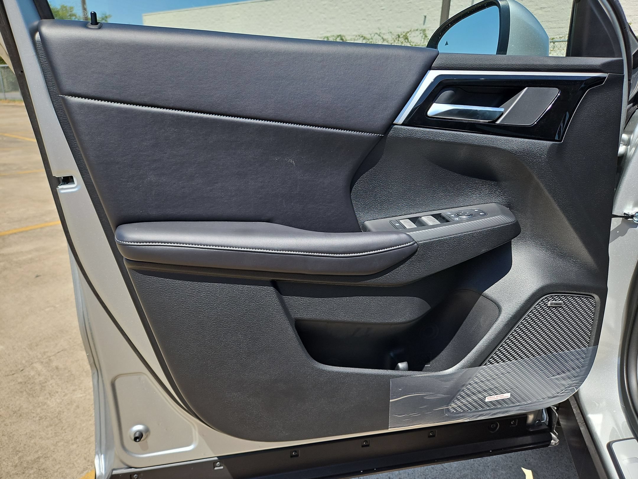 New 2026 Mitsubishi Outlander SE FWD image 11