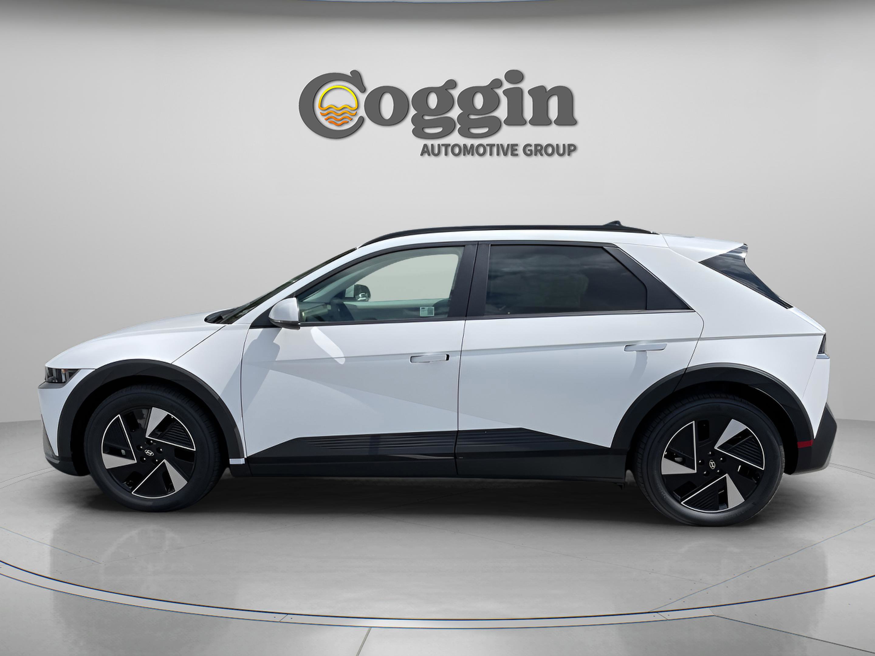 New 2025 Hyundai Ioniq 5 SEL image 2