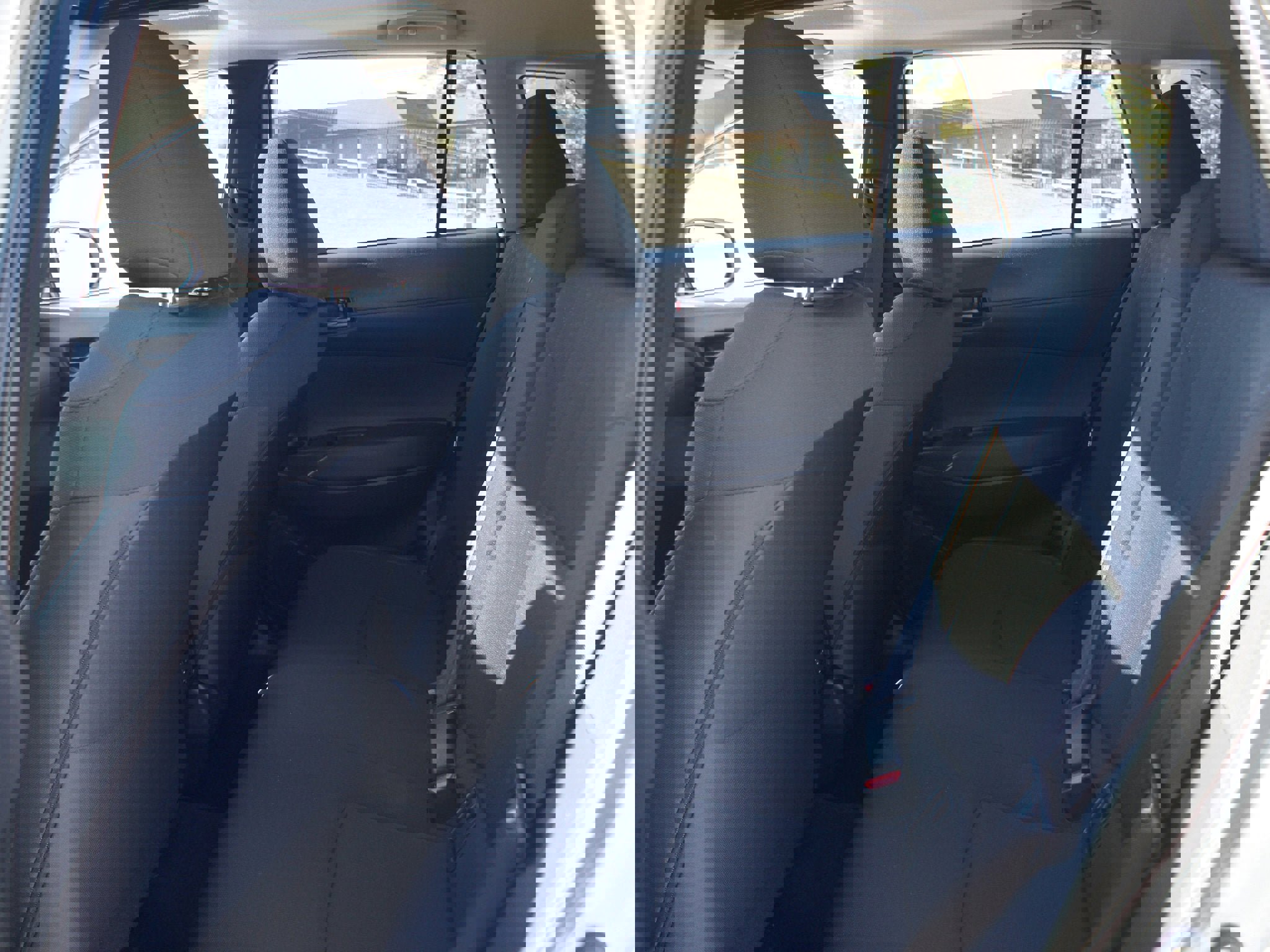 Used 2025 Toyota Corolla Cross LE image 14