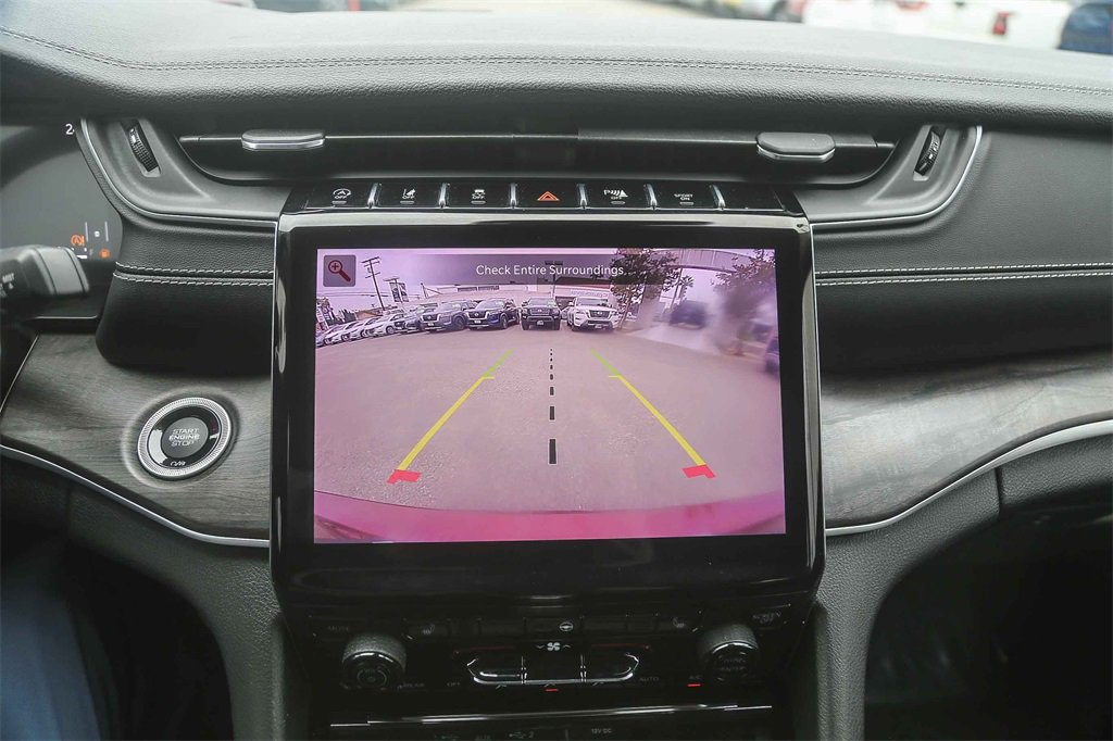 Used 2021 Jeep Grand Cherokee L Limited image 24