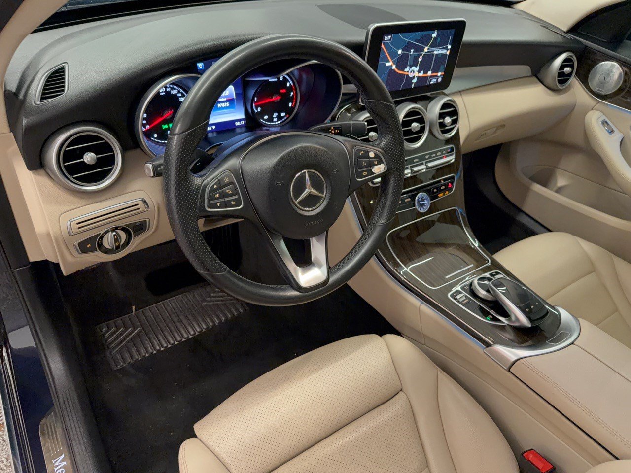 Certified 2017 Mercedes-Benz C 300 Sedan image 4
