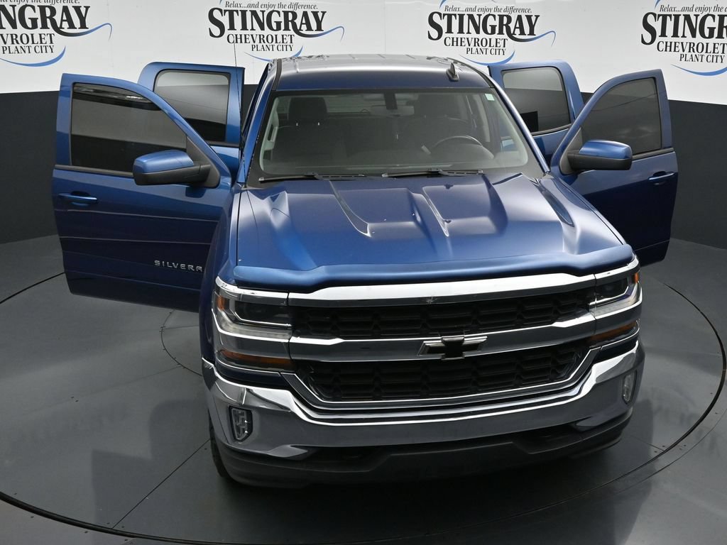Used 2018 Chevrolet Silverado 1500 LT w/ All Star Edition AWD/4WD image 34