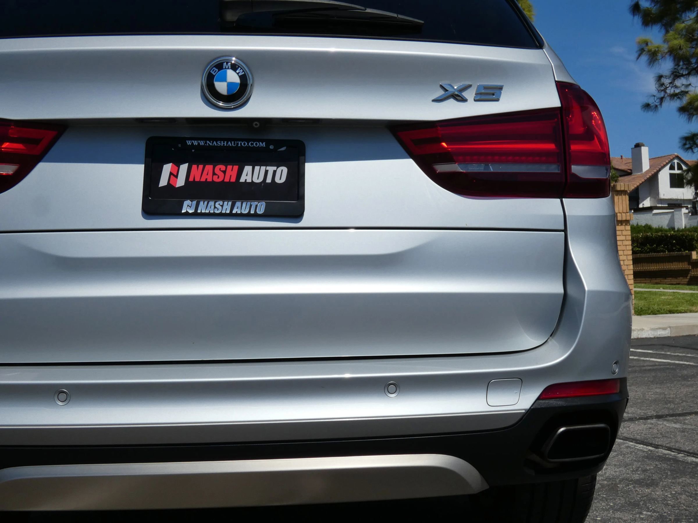 Used 2015 BMW X5 xDrive50i image 9