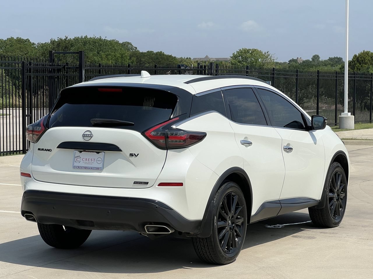 Used 2023 Nissan Murano SV w/ SV Midnight Edition Package FWD image 4