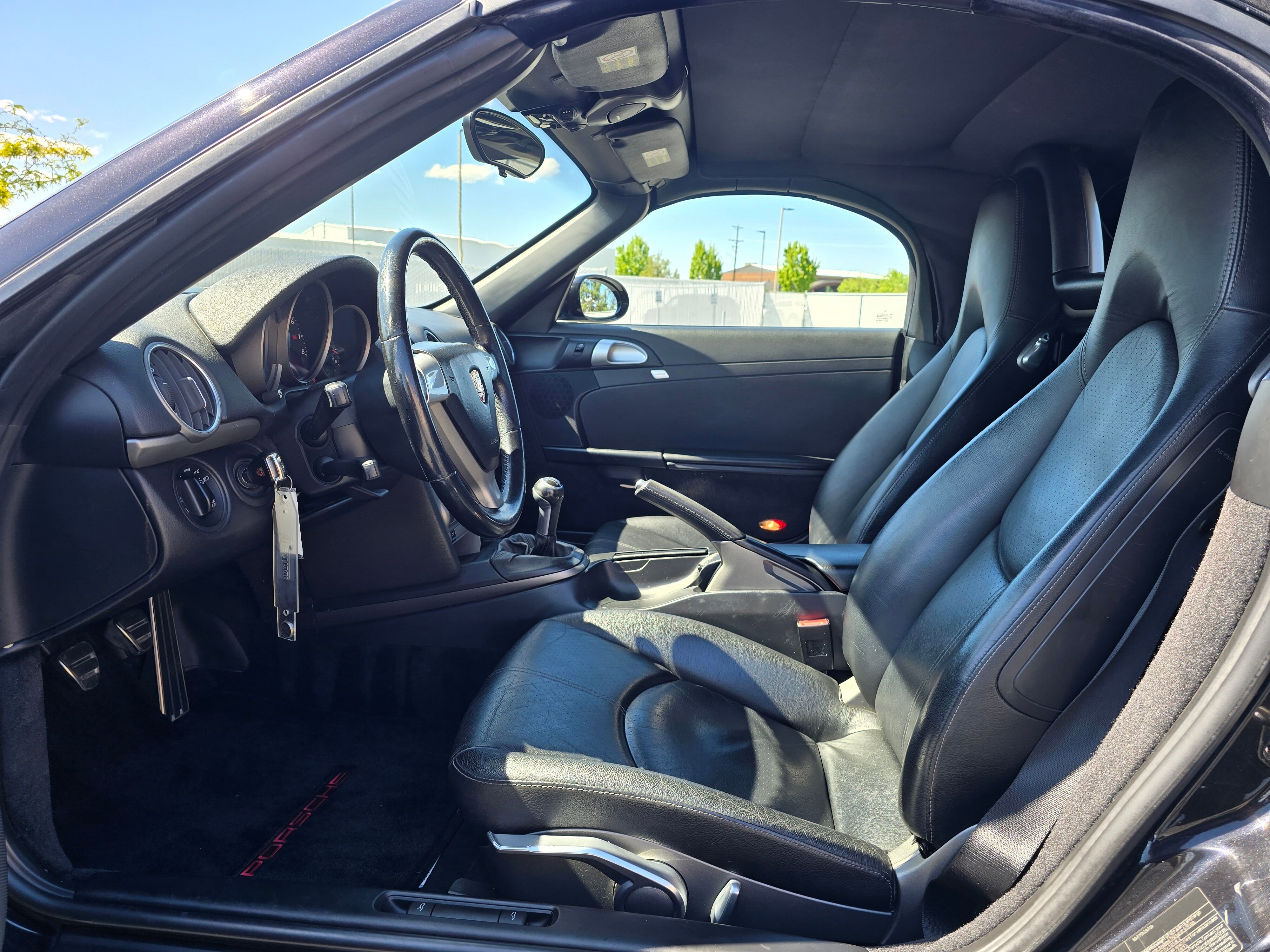 Used 2005 Porsche Boxster RWD image 40