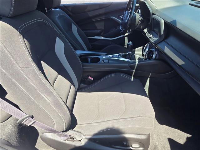 Used 2016 Chevrolet Camaro LT image 18