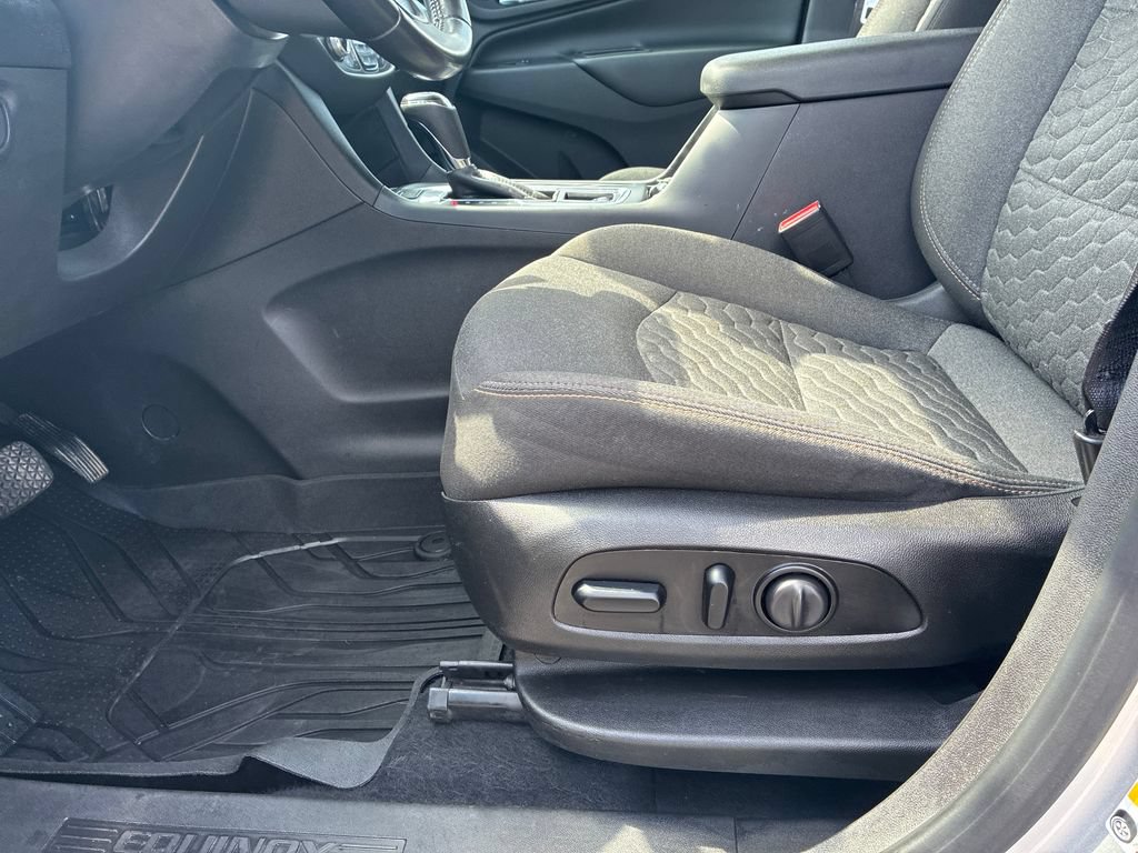 Used 2021 Chevrolet Equinox LT AWD/4WD image 28