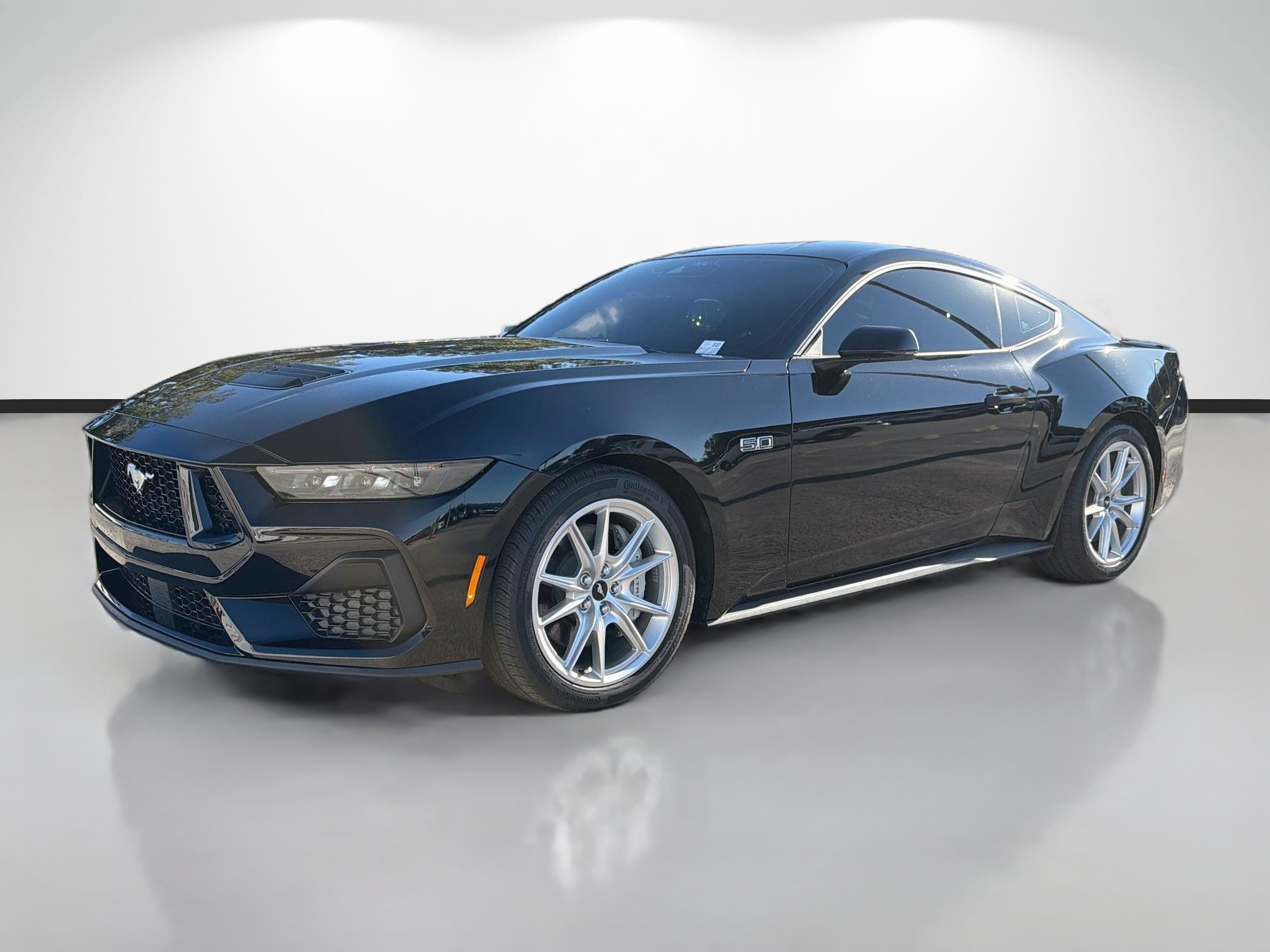 Used 2025 Ford Mustang GT Premium RWD image 7